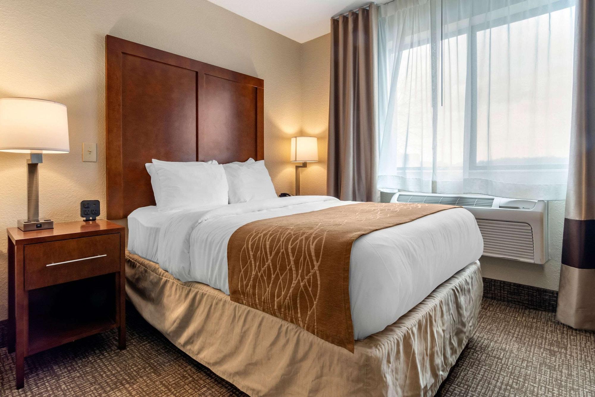 Comfort Inn & Suites South Hill I-85 Bagian luar foto