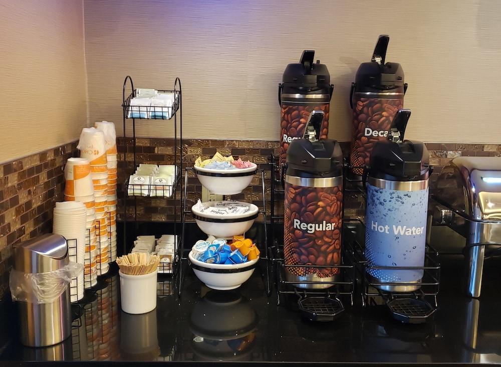 Comfort Inn & Suites South Hill I-85 Bagian luar foto